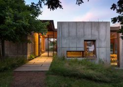 remash:  east house ~ peter rose architect