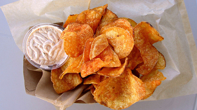 everybody-loves-to-eat:  Chips with MoDip from Local Yocals in Des Moines Iowa by
