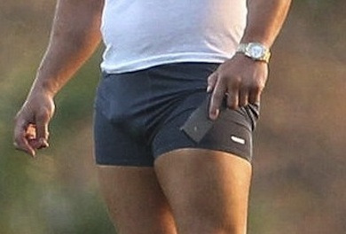 zoommalebody:  yum yum  