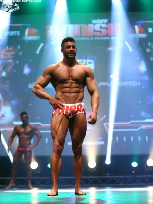 Porn photo Dragos Syko WBFF Model