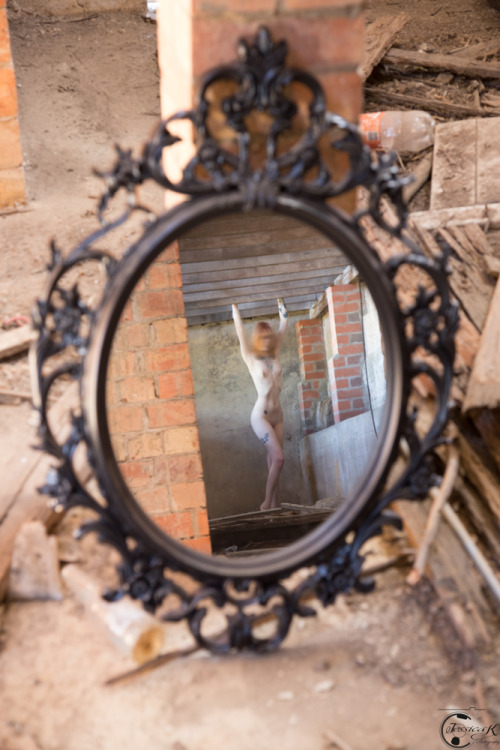 jacqueinabox:  “Isolation” By Jessica K Photography shot at the Abandoned Wacol Mental Asylum for Halloween  