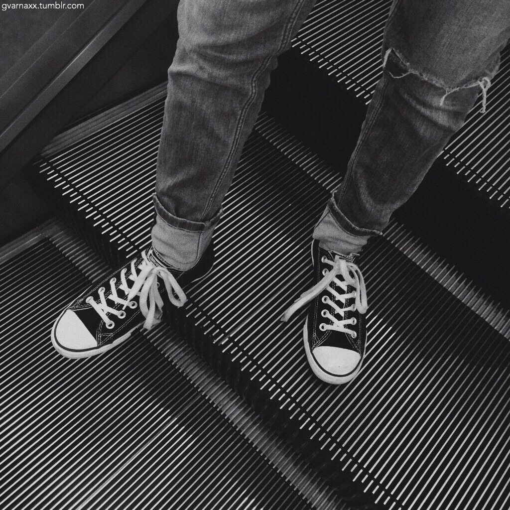 black and white converse aesthetic