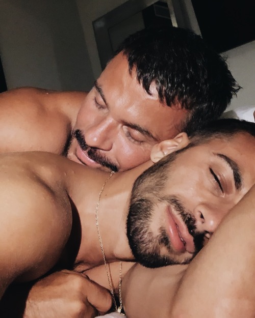 Luz-Natural:    Missing Spooning@Claudioiaio @Adriancamison  