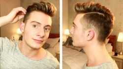 riyadhk:  New video is up! It’s a tutorial of how I do my messy man quiff. Check out the link in my bio! 💇🏻😝 