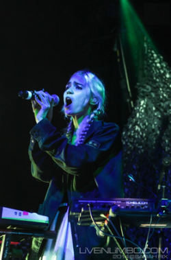 loveyouclaire:  Grimes @ TIME Festival. Fort