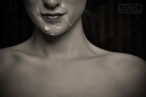 visualvisceral:   Mona Lisa smile. Model: AnonPhotographer: Visual Visceral Please keep credits intact when reblogging! 