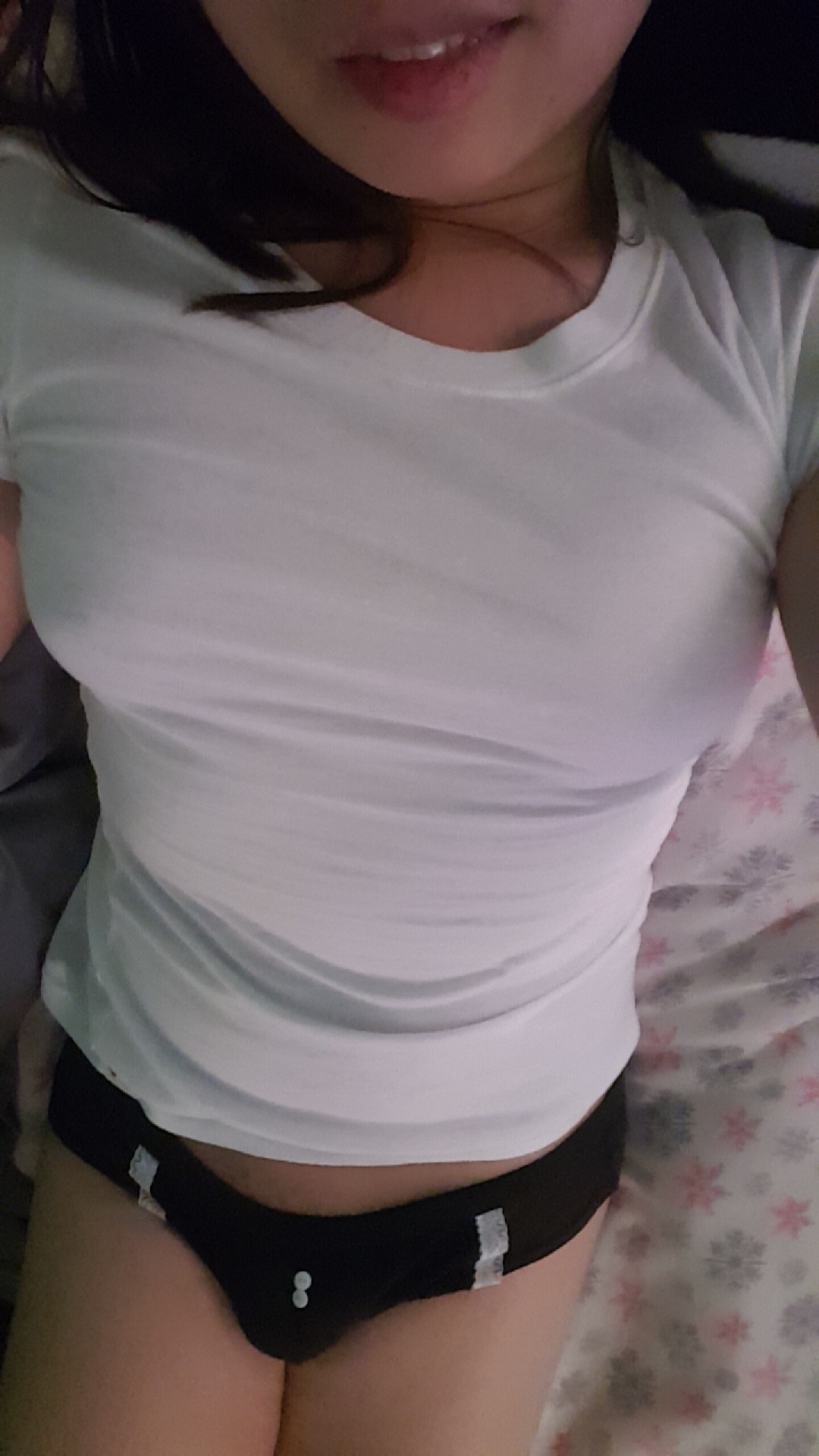 surprise-itssteak:  https://gfycat.com/WarmConcernedBarnswallow - cumming videothis