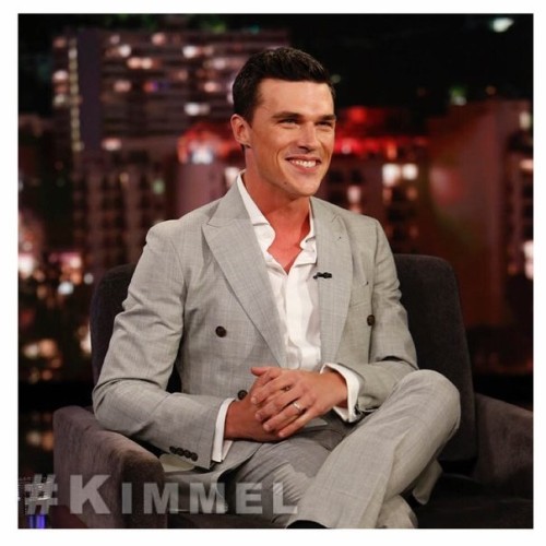 finwirrock: 📷 Finn Wittrock guest appearing on Jimmy Kimmel Live on July 18, 2017