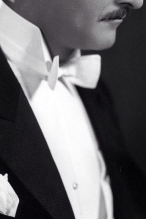 meinthefifties: Cinematic men of the 1920’s and their beautiful attire.