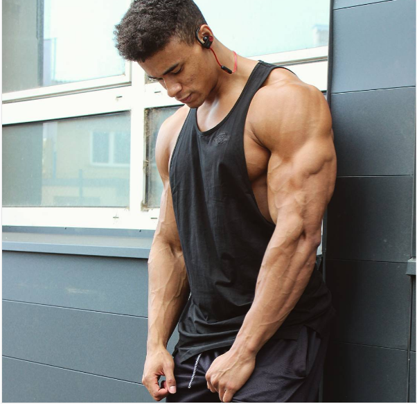 dafyddbach: Austrian Bodybuilder Onome Egger For more muscle hunkery follow @dafyddbach