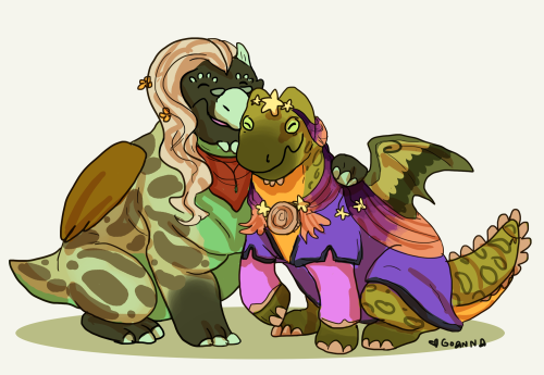 goannafr:Happy Fat Dragon Friday!!!!! Here’s my Hops with his brother Lily (who belongs to @di