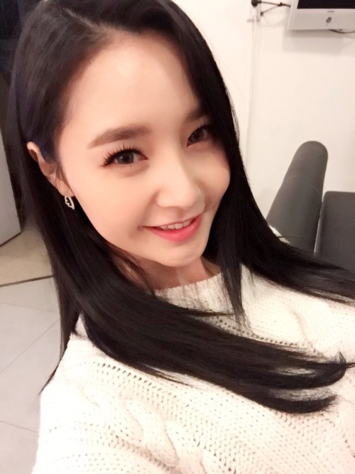 thedalshababies: 160214 Woohee Twitter Update 조심히 귀가하시구♡ 고마워♡ 쪽~&gt;3&lt; Be careful going h