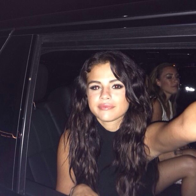 selgomez-news:  @danielle.ferry: Omg 