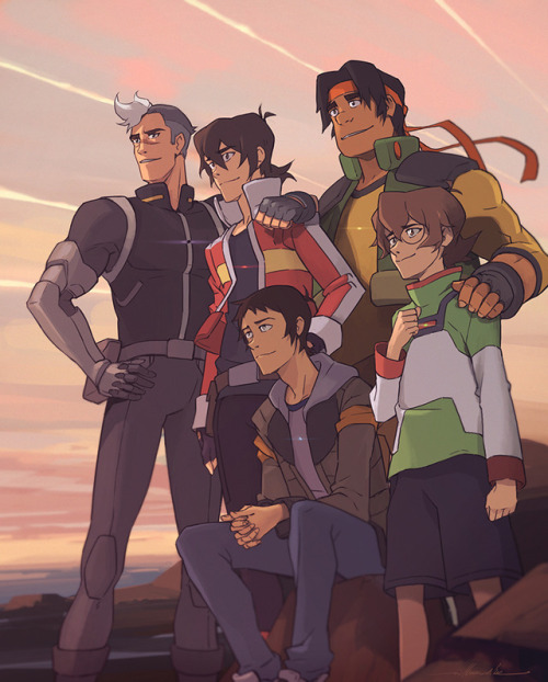 niuner:On December 14th (this Friday), the last season of Voltron drops on Netflix. After working on