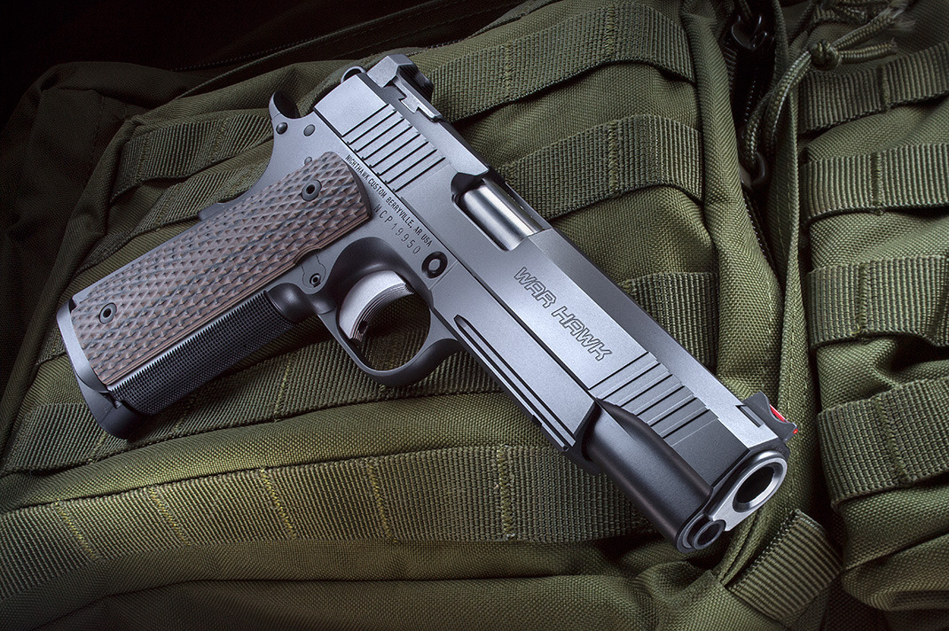gunsknivesgear:  War Hawkfrom johnathan