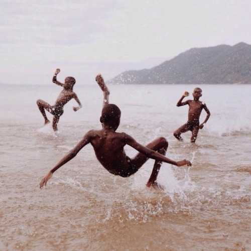 In Cape Maclear, Lake Malawi, photographed by Zach Louw