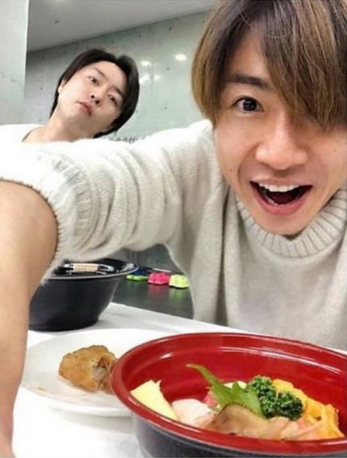 yuuyu1964:Aiba Masaki   Sakurai Sho Damn these two