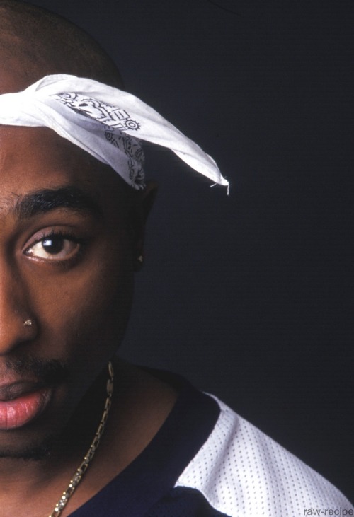 iliketupac:  rap-recipe:  Tupac Shakur  Khalili adult photos