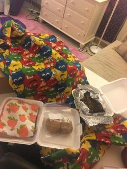 awwww-cute:  I left my blanket at my 90 year old grandma’s house and asked her to send it back. She wrapped cookies and brownies inside 😭 (Source: https://ift.tt/2qM2AxM)  Grandma&rsquo;s can be amazing. 