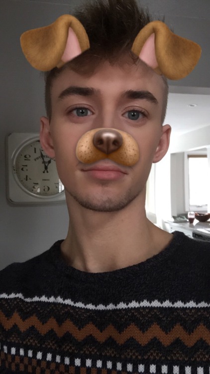 futtbucking:  here’s my instagram (go follow) and a picture of me as a dog!!!! outrageous!!!!