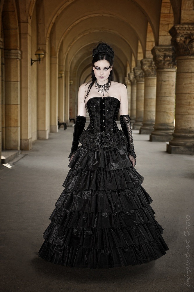 Victorian Goth - Victorian goth http://victorian-goth.tumblr.com/