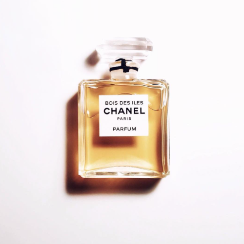 Chanel) BOIS DES ILES  Perfume, Chanel perfume, Chanel cosmetics