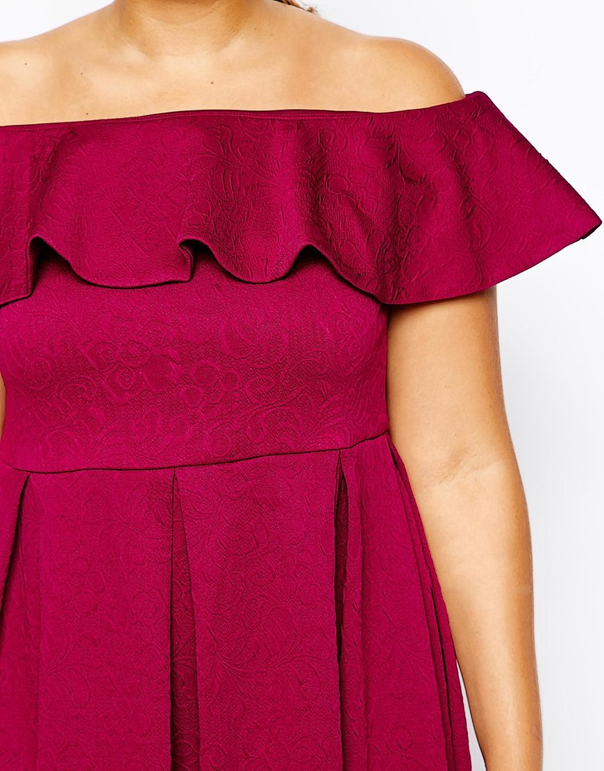 plussizeebony:  ASOS CURVE Textured Ruffle Bardot Dress In Longer Length 