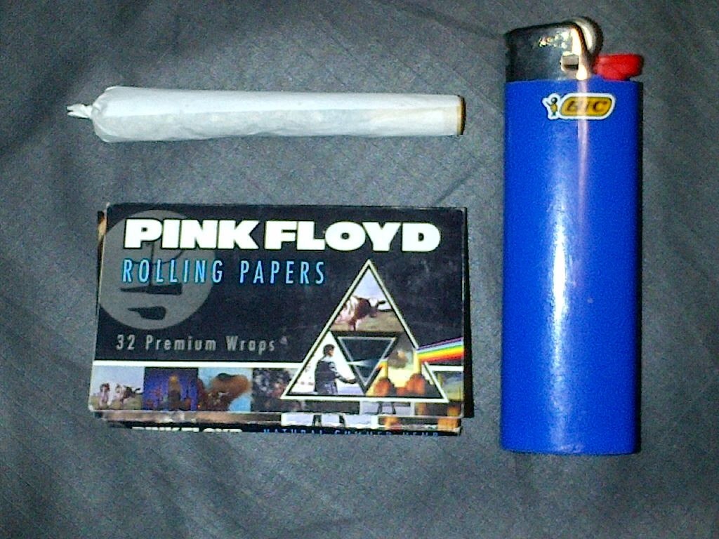 Bong Rips & Talking Shit