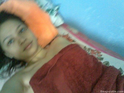 john843:  andy6673:  jaguhkote:   themalaysexaddict:   Hari ini kan hari Jumaat, jangan biarkan teman wanita anda kesangapan. Layanilah dia, nafkah batin jangan diabaikan   Kalo dpt mmg aku buat bini   Ada telekung kat belakang!! HAHAHAHA   Nice pussy