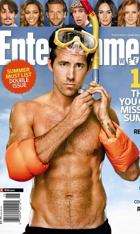 Porn male-and-others-drugs:   Ryan Reynolds shirtless photos
