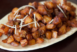 kitchenelves:  Parmesan Roasted Potatoes