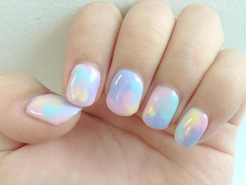 holographic nails