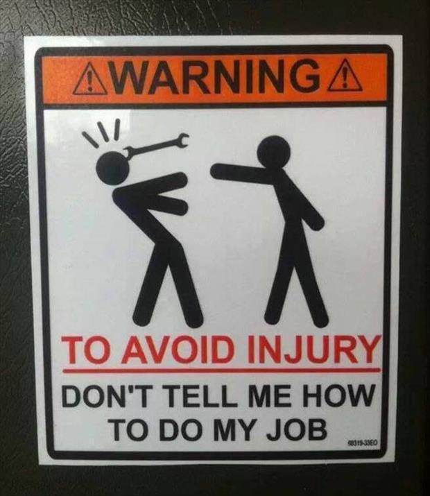 gentlemanbones:  onecricket:  #autobot medics  I want this as a spray in TF2. 
