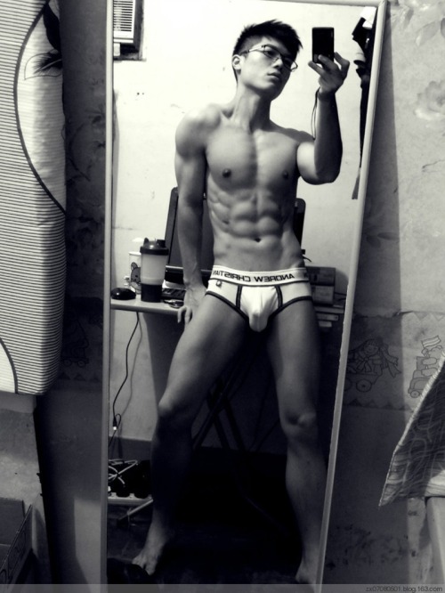 hunkxtwink:    Hunkxtwink - More in my archive  