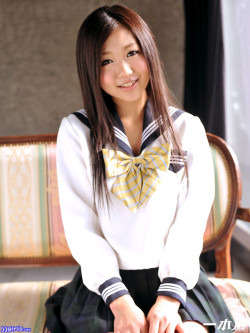 asian-a-holic:  Akina Nakahara