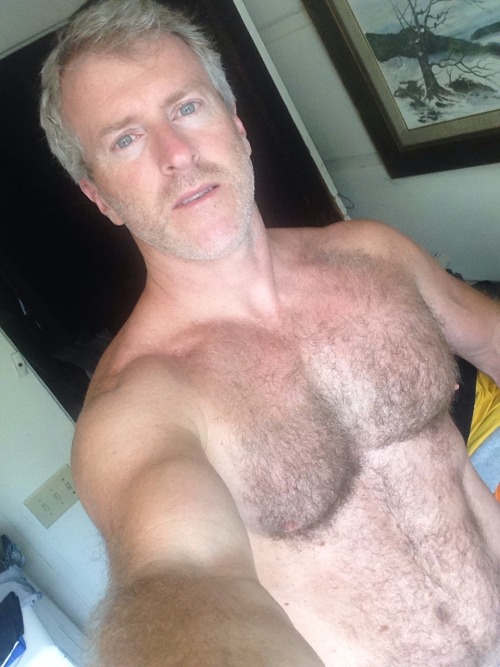 nh-life:  Laundry day at other house.