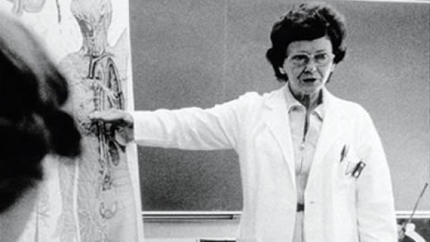 rejectedprincesses:  In 1975, Dr. Vera Peters stood fast in front of 400 medical