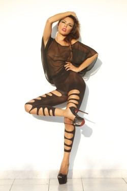 hhheels:  peeptoeheels:  Another great submission  HHH