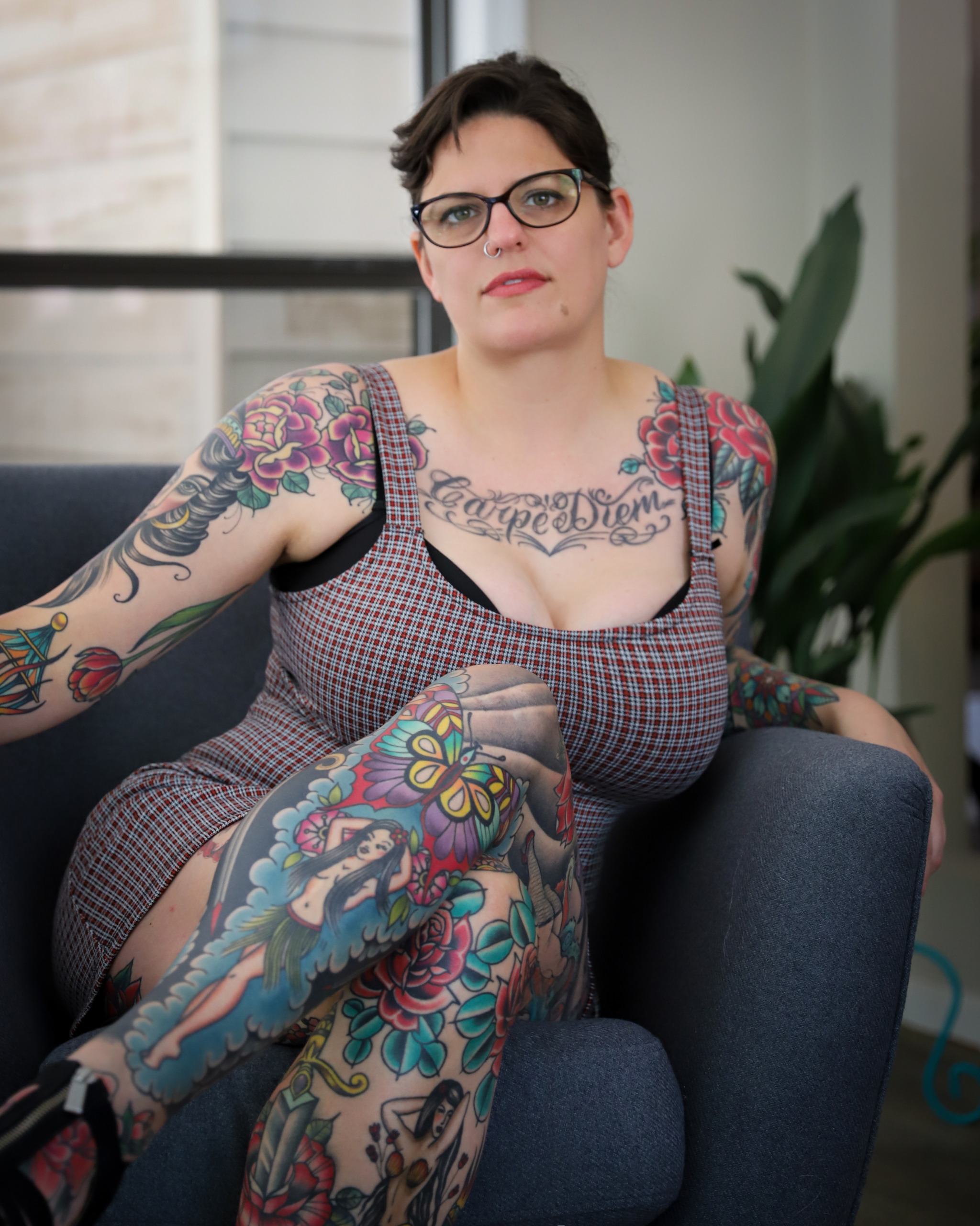 carriecapri:therealcarriecapri:Heavily Tattooed adult photos