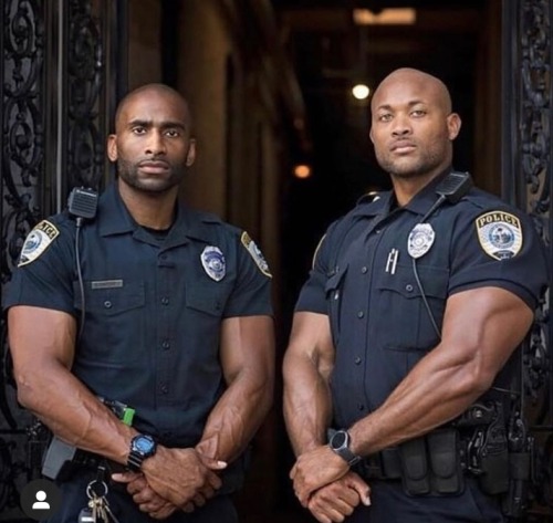 Hottest cops of Instagram!!!