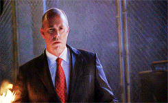cortexifansquint:  Top 25 favorite Fringe episodes: The road not taken   HA HA FUCK YOU SANFORD HARRISFUCK YOU RIGHT TO SPACE
