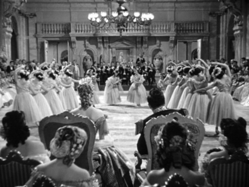 Beauty of the Devil・ ・ ・Director: René ClairDirector of Photography: Michel Kelber