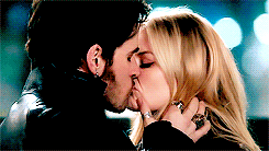 dashingrapskillian:OUAT meme: seven kisses ↳ [1/7] Emma Swan and Killian Jones in There’s No Place L