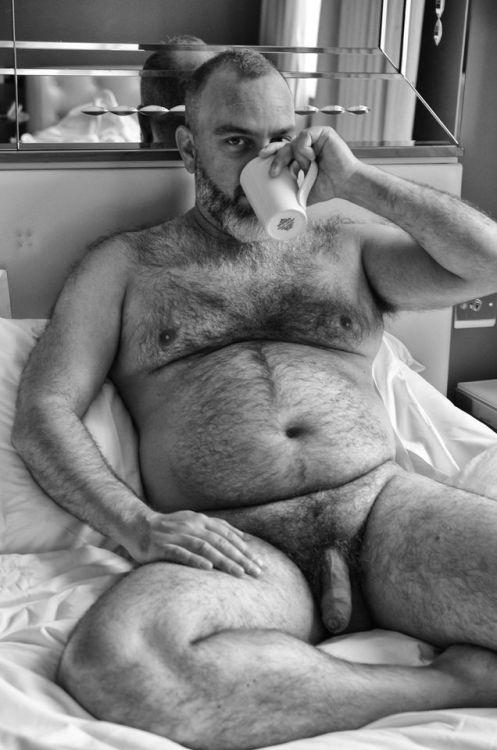 olderhairybear: More beefy hairy handsome mature BEARs here =&gt;
