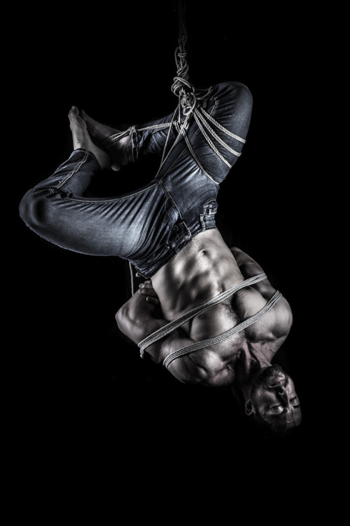 bondagebudtx:  reraizure:  “// Night // Model: Marius; Photo: Nils; Ropework as always by me, Reraizure; ”  Yes 