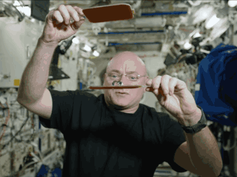 consortianet:  Liquid Ping-Pong in Space