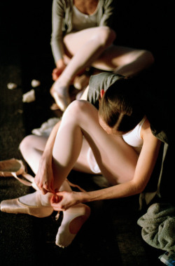 barcarole:Ballet dancers at Palais Garnier, 2001. Photo by Gueorgui Pinkhassov.