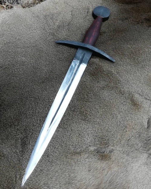 Salutations! This quillon dagger is now added to my Etsy Shop. It is forged from high carbon steel, 