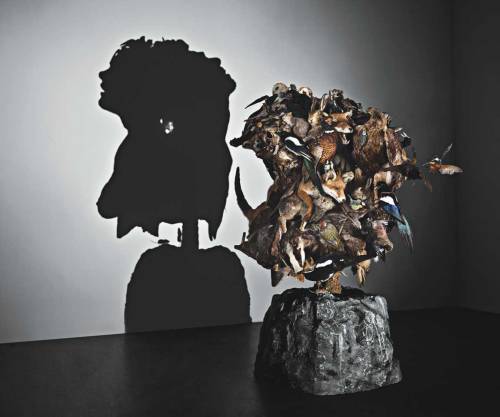 capslockapocalypse:  artmonia:  Incredible Shadow Art Created From Junk by Tim Noble & Sue Webster.  are we not gonna talk about  the nevermind 