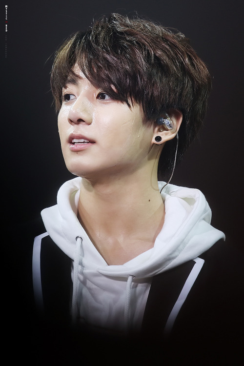 fy-taekook:Mystic Red ✩ Do not edit.